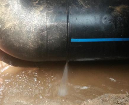 镇平楼顶渗水维修公司为大家分享下镇平卫生间漏水维修修补技术!